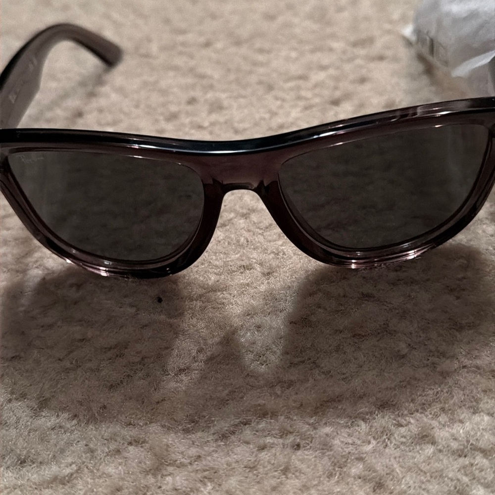 **Ray-Ban Wayfarer Reverse** - Picture 2 of 7